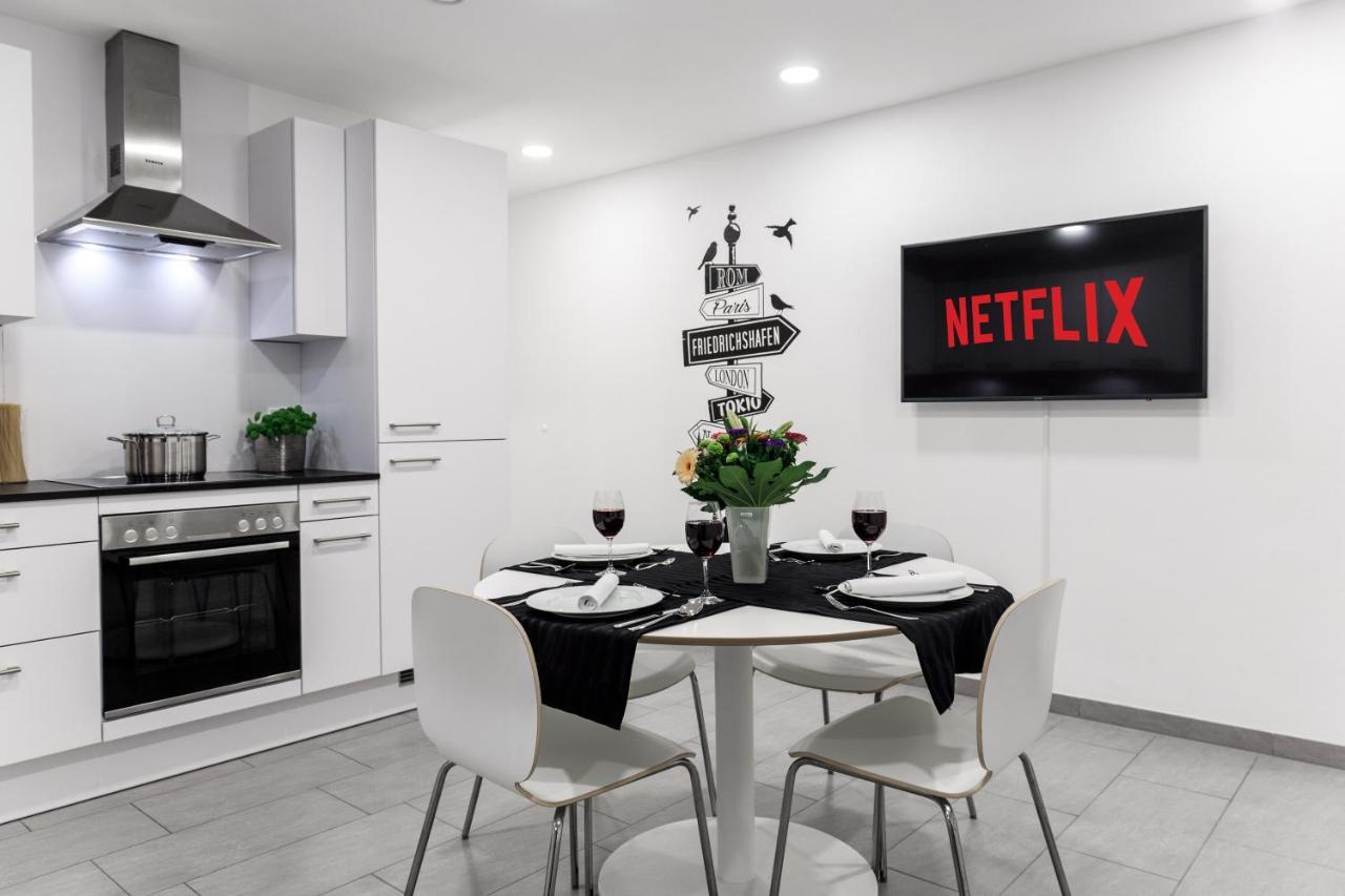 Auszeit Apartment Westend Friedrichshafen Bagian luar foto