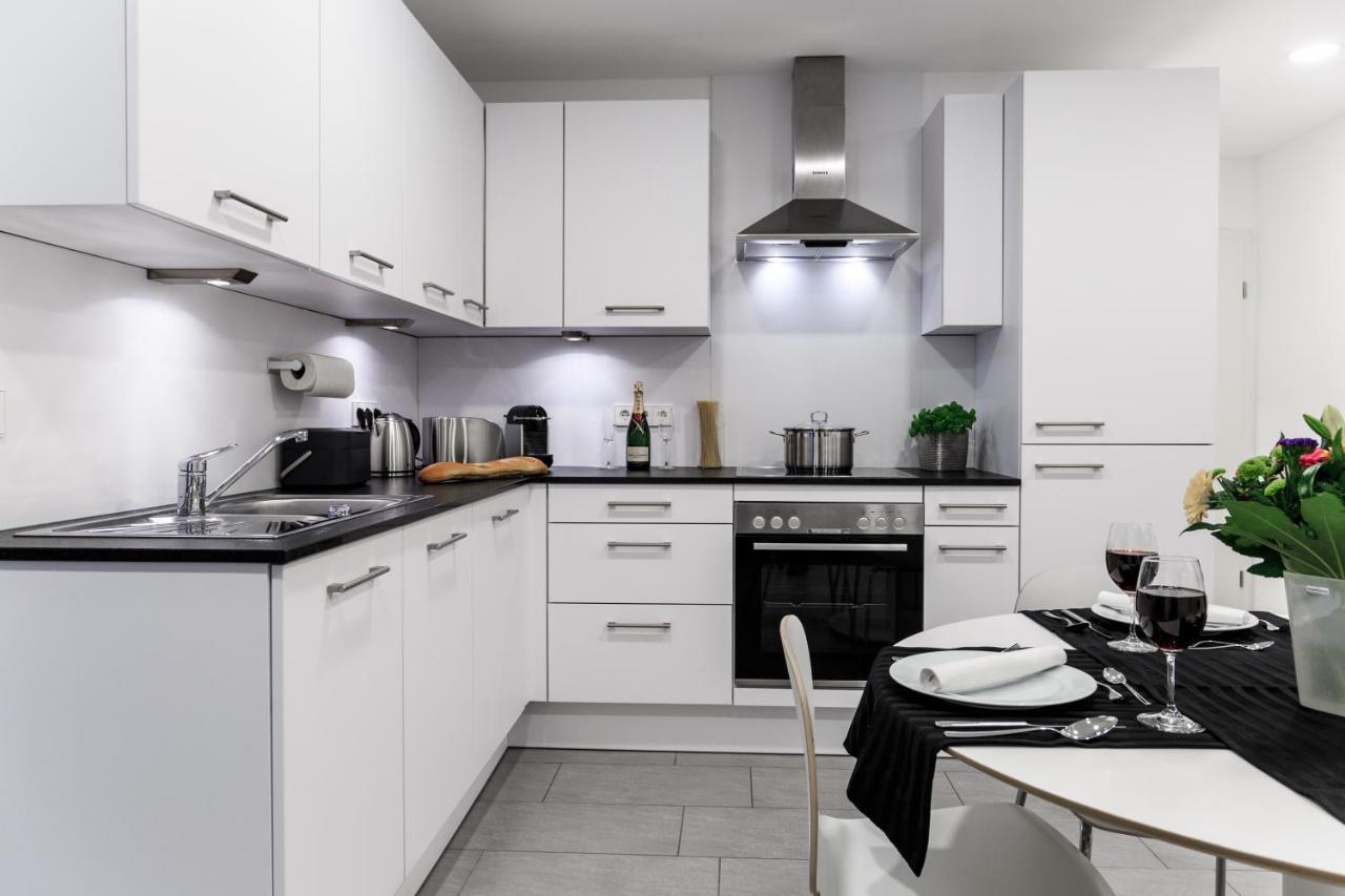 Auszeit Apartment Westend Friedrichshafen Bagian luar foto