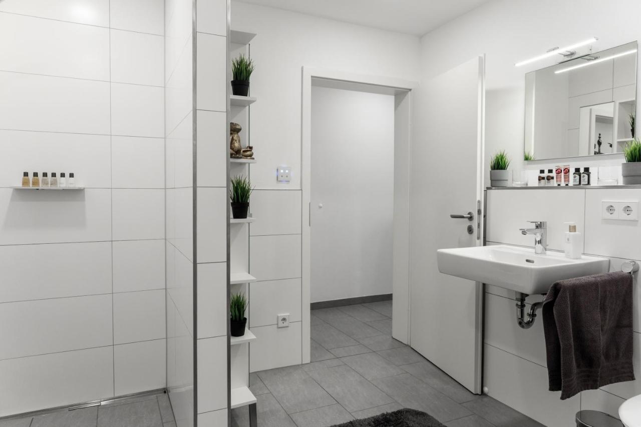 Auszeit Apartment Westend Friedrichshafen Bagian luar foto