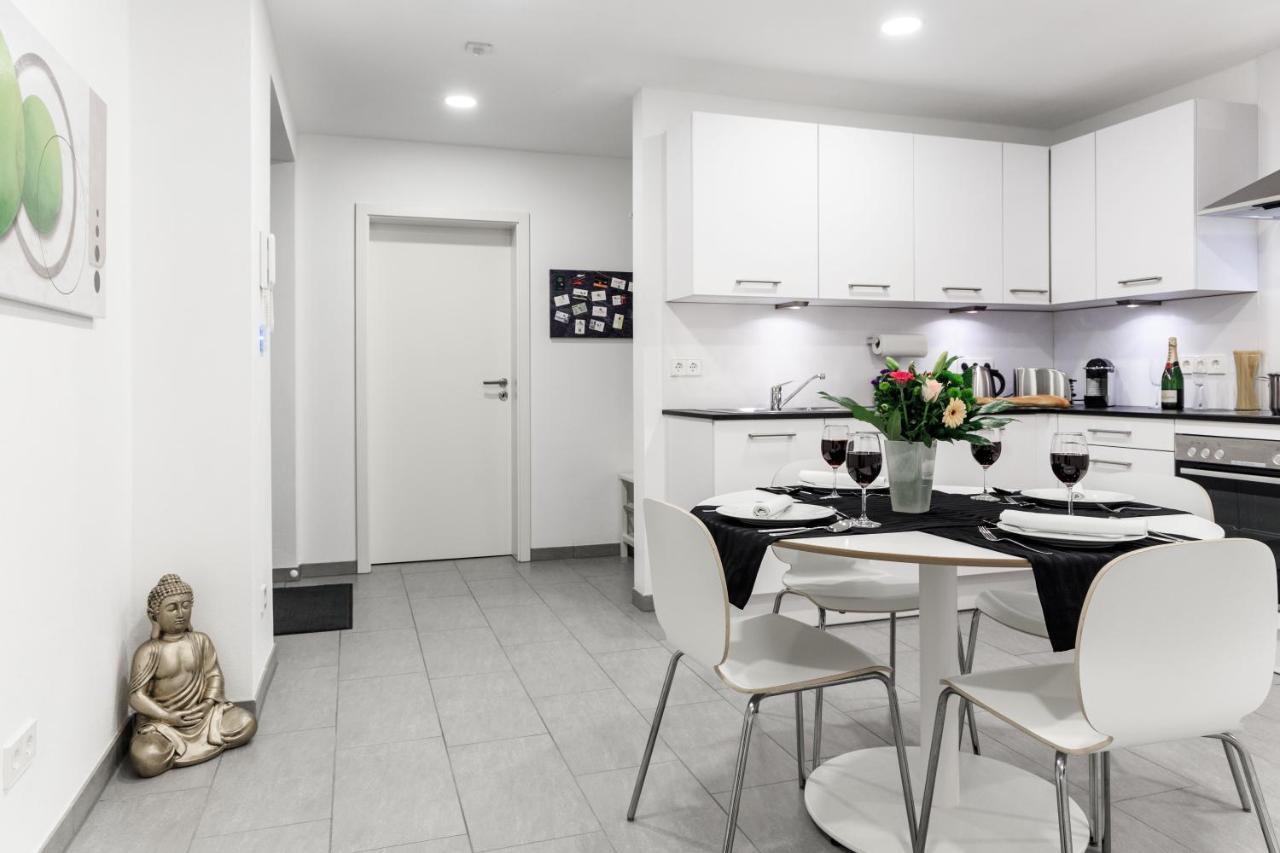 Auszeit Apartment Westend Friedrichshafen Bagian luar foto